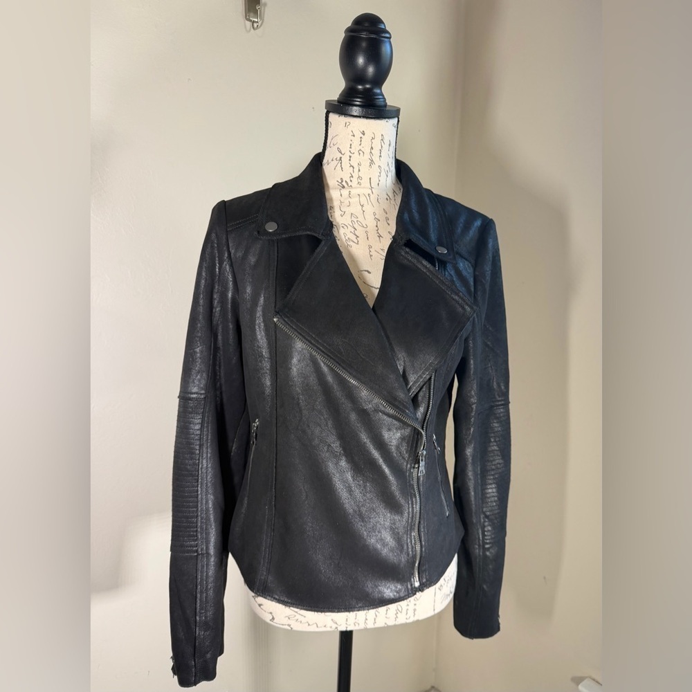 Chic Black  Utility Jacket